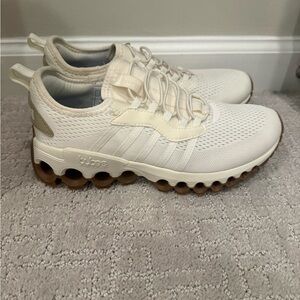 Women’s K-Swiss Tube Slip On Sneakers, Cream with brown bottom